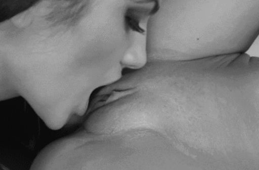 Lesbo lick kiss gallery